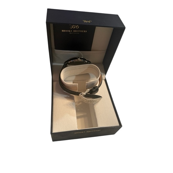 Brooks Brothers Black and Silver Men's Watch NWT BROOKS BROTHERS Men’s 346 Watch - Picture 2 of 6